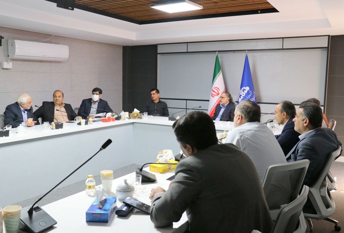 جلسه بررسی پروژه تعمیرات اسکله غربی 5