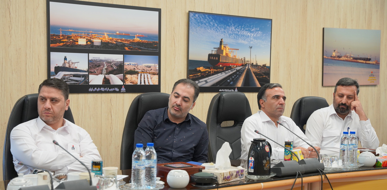 خدمات پشتبیانی+ خارگ+ مدیرعامل + اسدروز 17