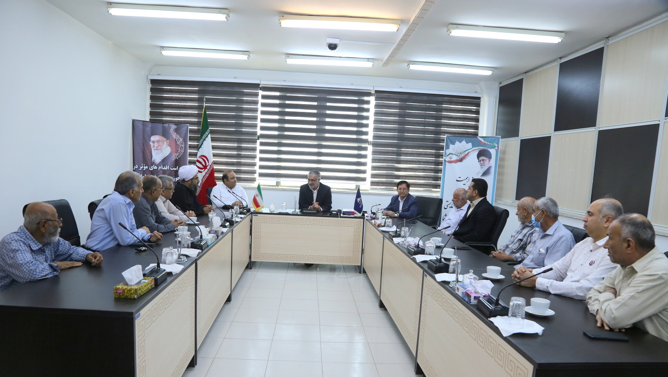 مدیرعامل شرکت پایانه‌های نفتی ایران + معتمدین و پیشکسوتان خارگ + اسدروز 15