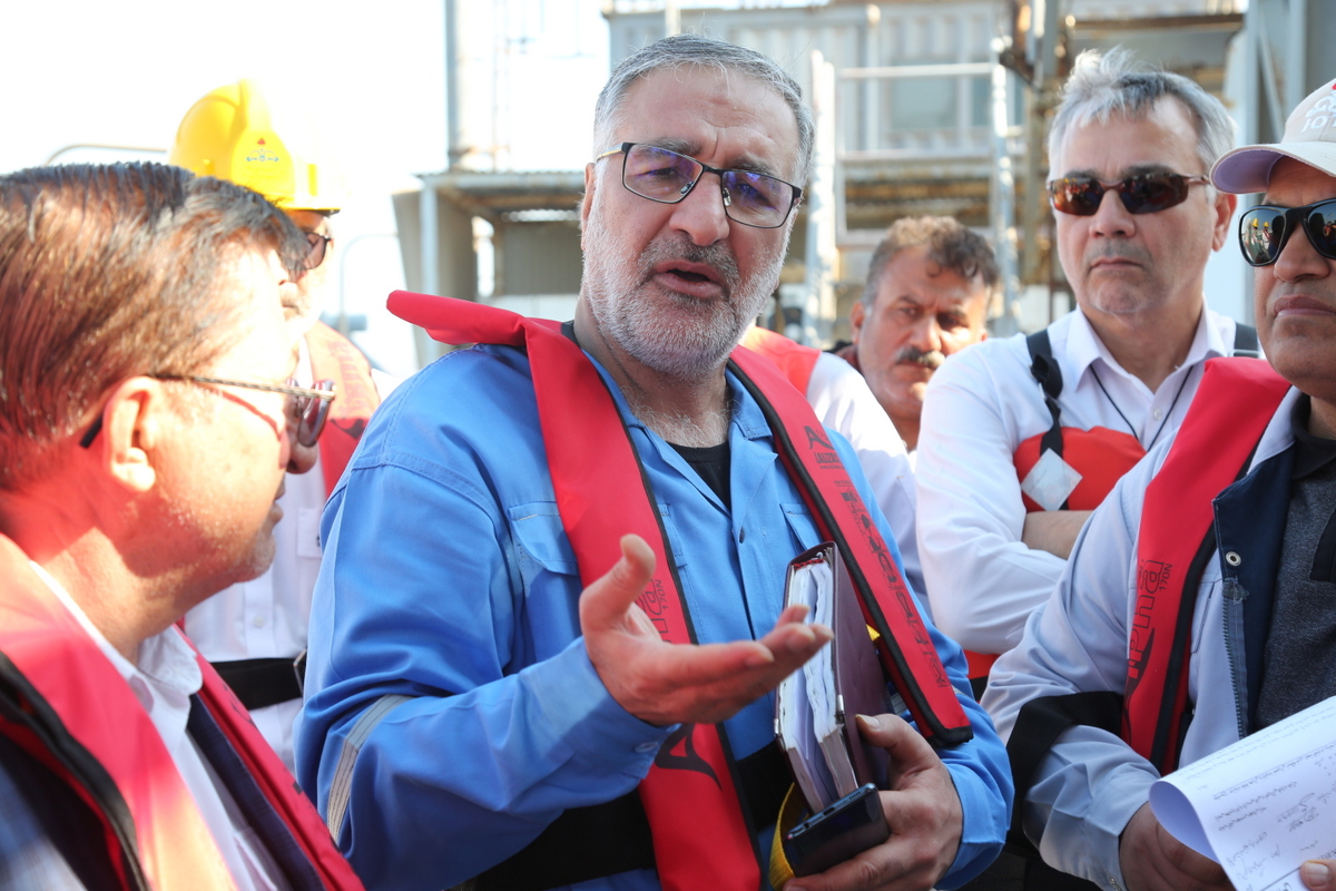 اسکله غربی + مدیرعامل + آذرپاد 12