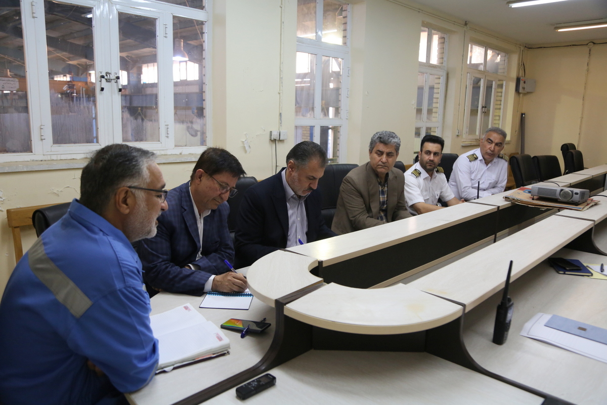 بازدید + مدیرعامل+ عملیات دریایی 5