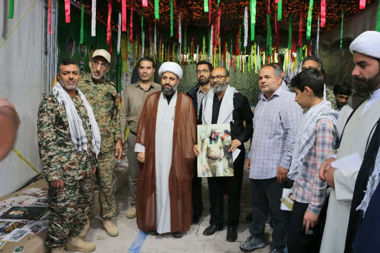 نمایشگاه هفته بسیج در پایانه نفتی خارگ 9