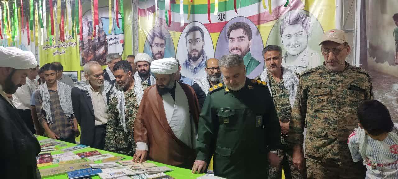 نمایشگاه هفته بسیج در پایانه نفتی خارگ 12