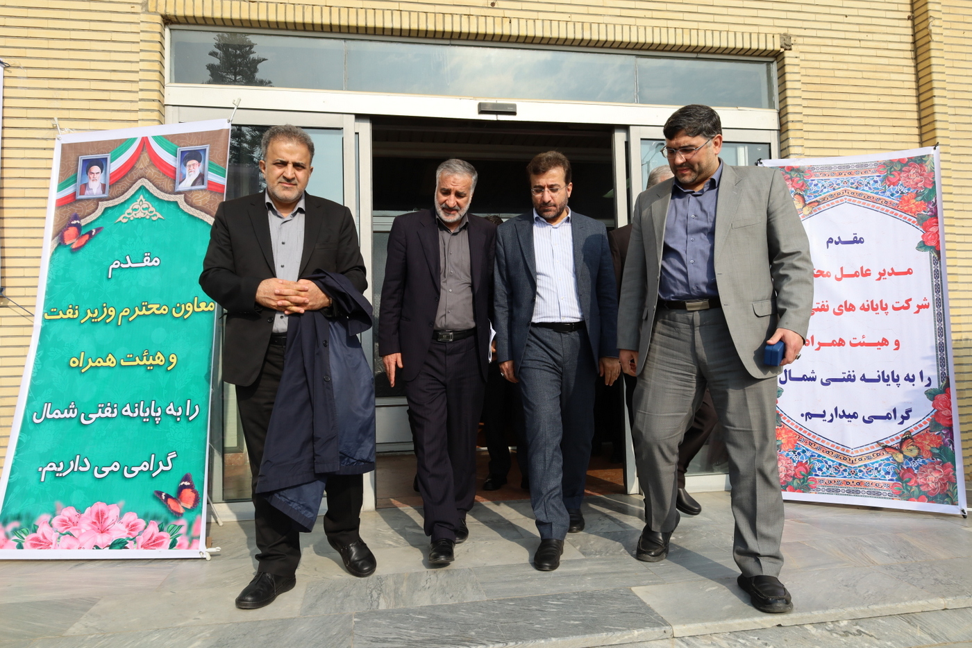 بازدید پایانه نفتی شمال + معاون وزیر در امور بین الملل و بازرگانی +  سیدعلی محمد موسوی+ عباس اسدروز+ عل معلمی 8