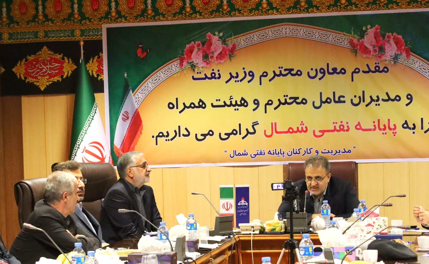 بازدید پایانه نفتی شمال + معاون وزیر در امور بین الملل و بازرگانی +  سیدعلی محمد موسوی+ عباس اسدروز+ عل معلمی 19