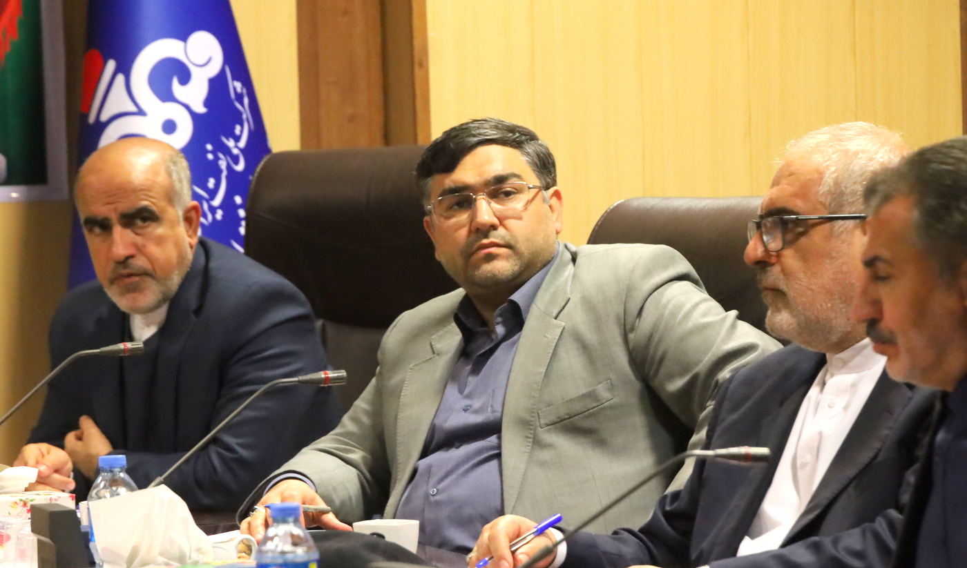 بازدید پایانه نفتی شمال + معاون وزیر در امور بین الملل و بازرگانی +  سیدعلی محمد موسوی+ عباس اسدروز+ عل معلمی 27