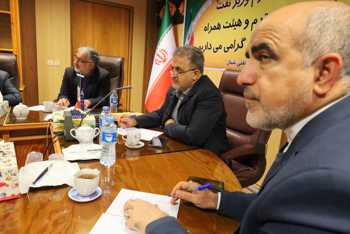 بازدید پایانه نفتی شمال + معاون وزیر در امور بین الملل و بازرگانی +  سیدعلی محمد موسوی+ عباس اسدروز+ عل معلمی 31