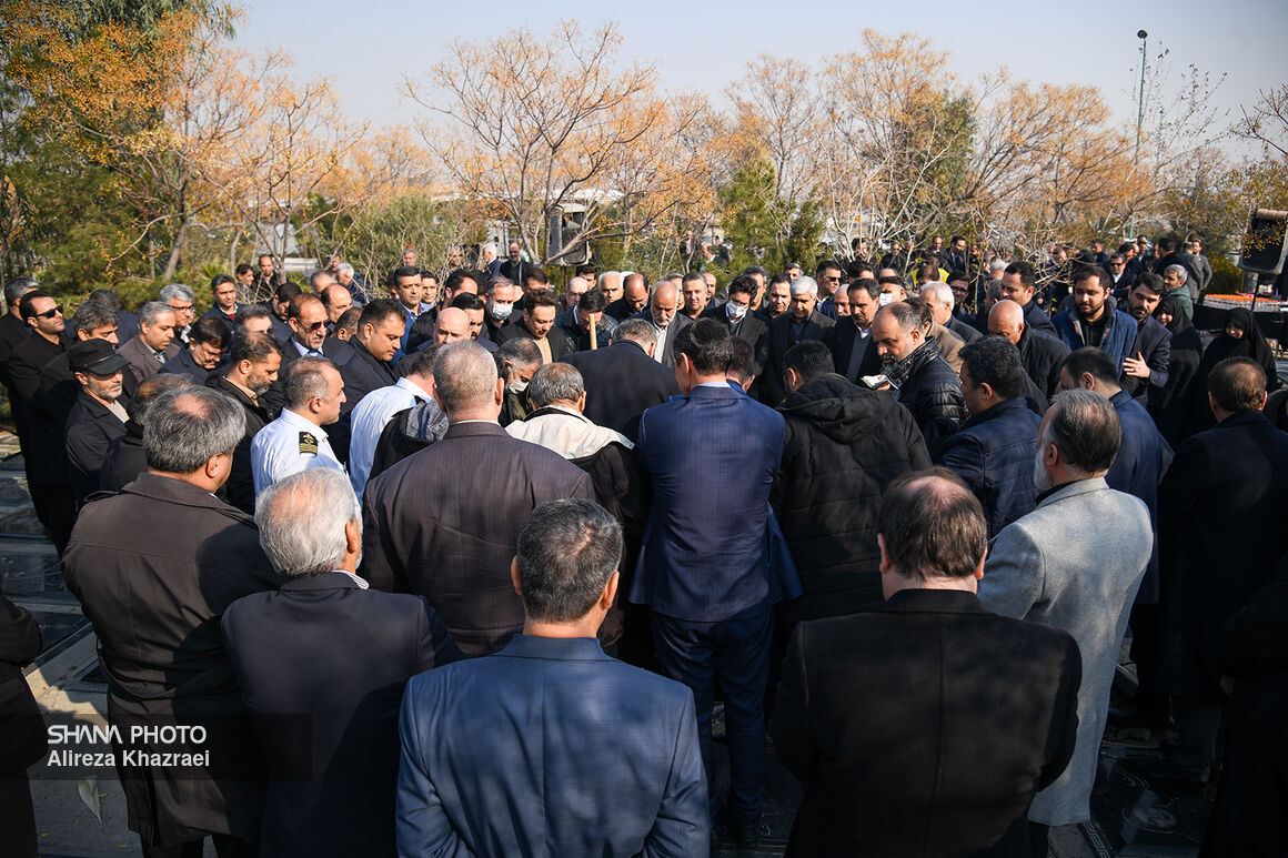 تشییع پیکر برادر وزیر نفت+ پاک نژاد 7