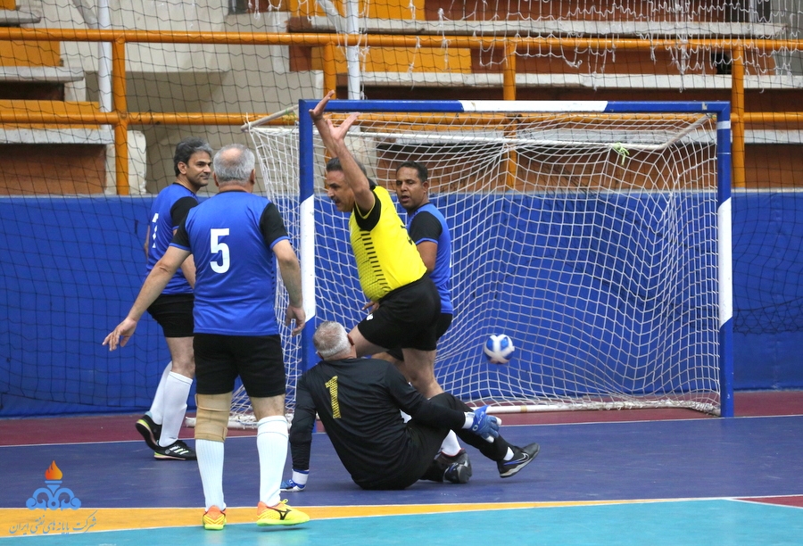 فوتسال کارکنان بالای 45 سال  76