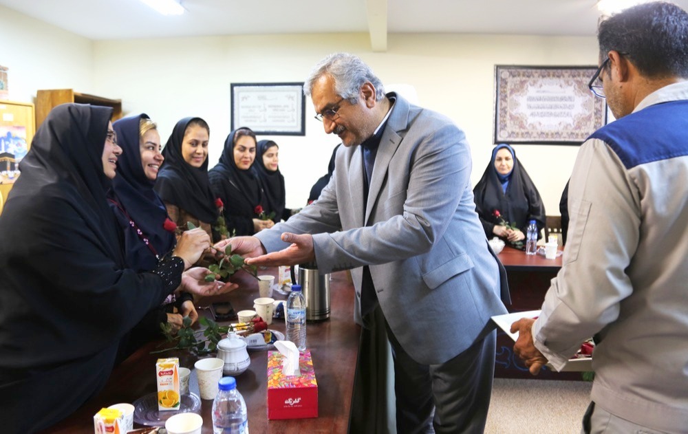 مراسم روز زن + خارگ 11