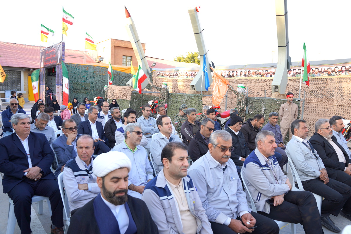 نمایشگاه روایی و تجسمی مقاومت در جزیره خارگ  14