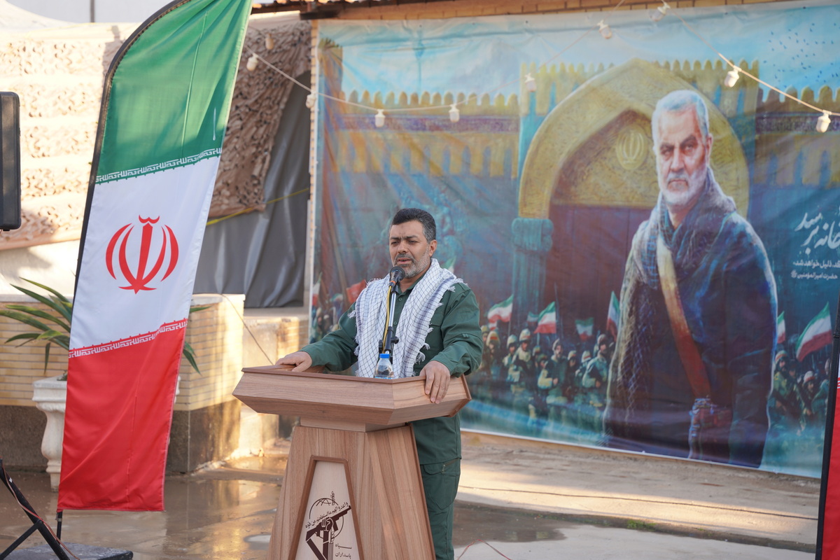 نمایشگاه روایی و تجسمی مقاومت در جزیره خارگ  15