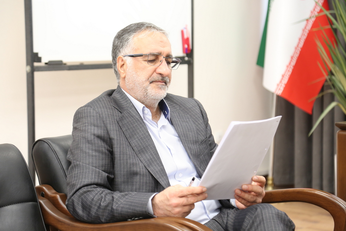 دیدار مدیرعامل شرکت پایانه‌های نفتی ایران با کارکنان و ساکنان جزیره خارگ 4