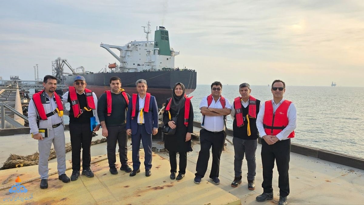 بازدید مدیرمنابع انسانی + اسکاه آإرپاد - احمد زارع  1