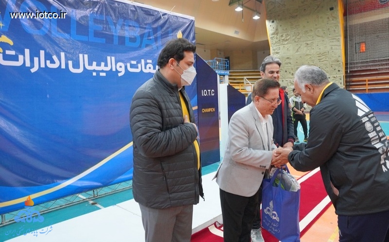 والیبال کارکنان خارگ 17