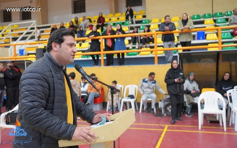 والیبال کارکنان خارگ 18