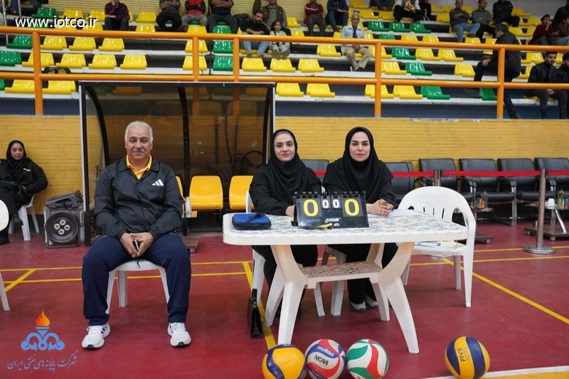 والیبال کارکنان خارگ 34