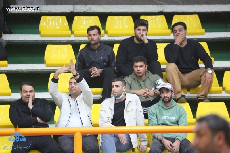 والیبال کارکنان خارگ 37