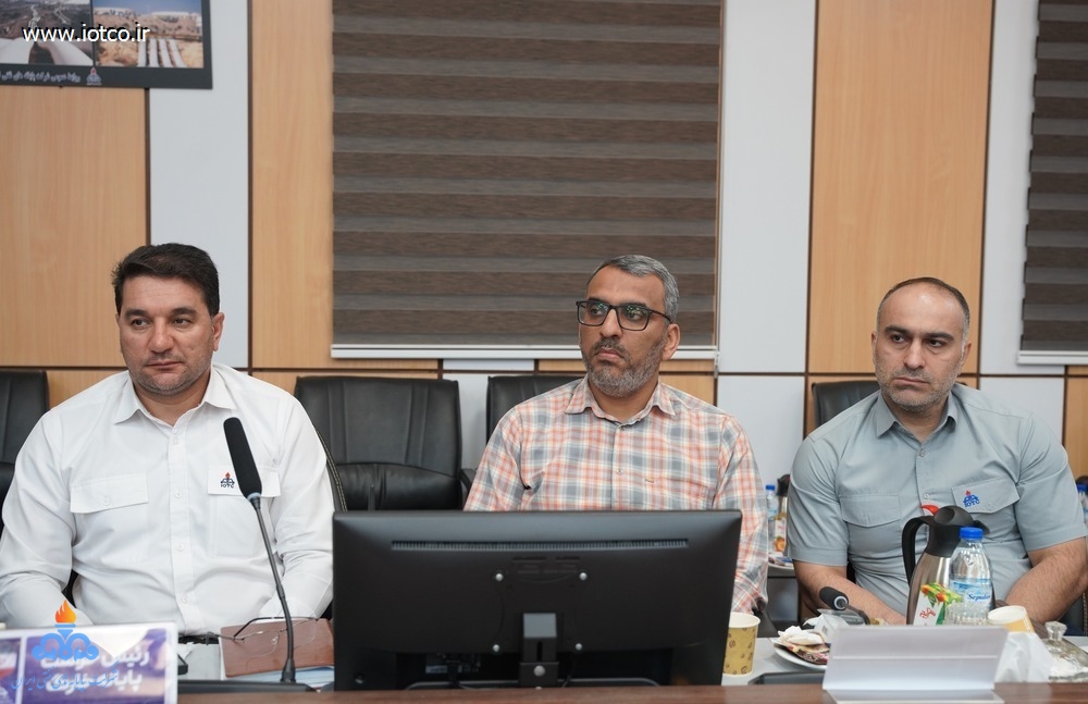 نخستین گردهمایی مدیران تاریخ عملیات عمومی خارگ 14