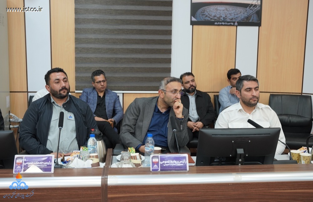 نخستین گردهمایی مدیران تاریخ عملیات عمومی خارگ 17