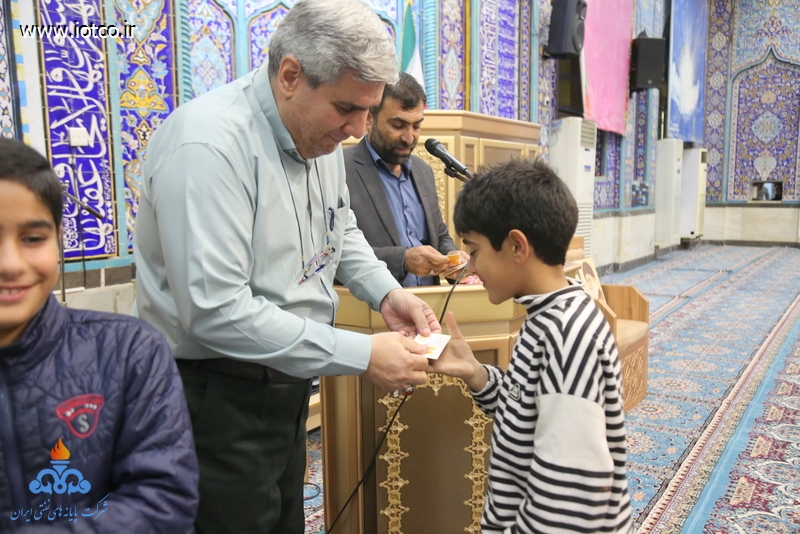 برگزاری مراسم عید سعید مبعث در پایانه نفتی خارگ 7