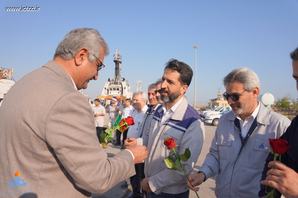 12 بهمن ماه  13