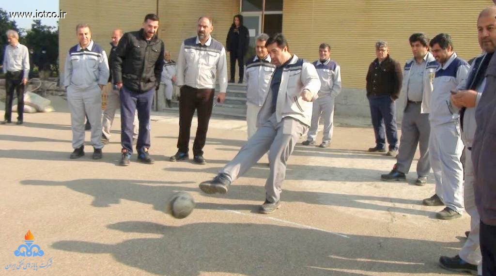 برگزاری مسابقات ورزشی به مناسبت دهه فجر در پایانه نفتی شمال 1