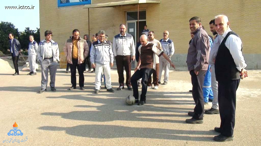 برگزاری مسابقات ورزشی به مناسبت دهه فجر در پایانه نفتی شمال 2