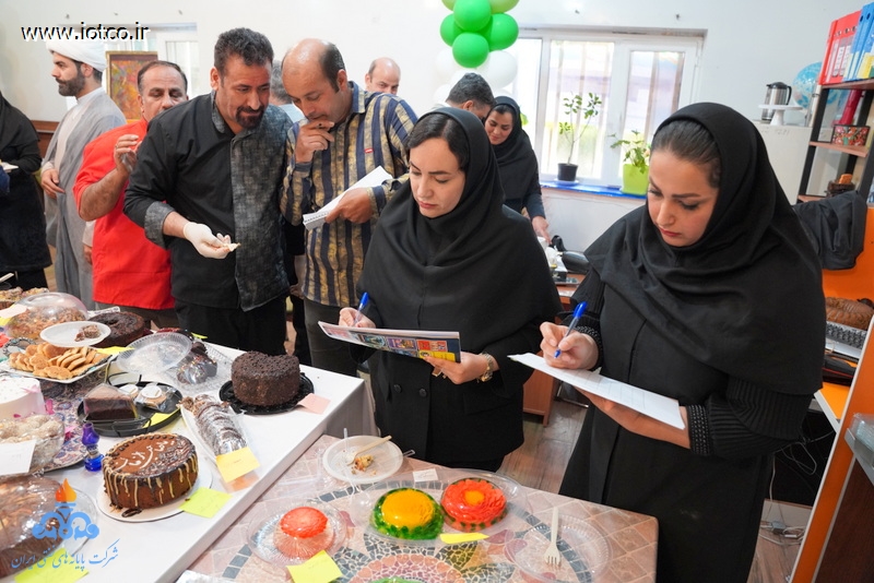 کیک و شیرینی + غذا + نان محلی 9