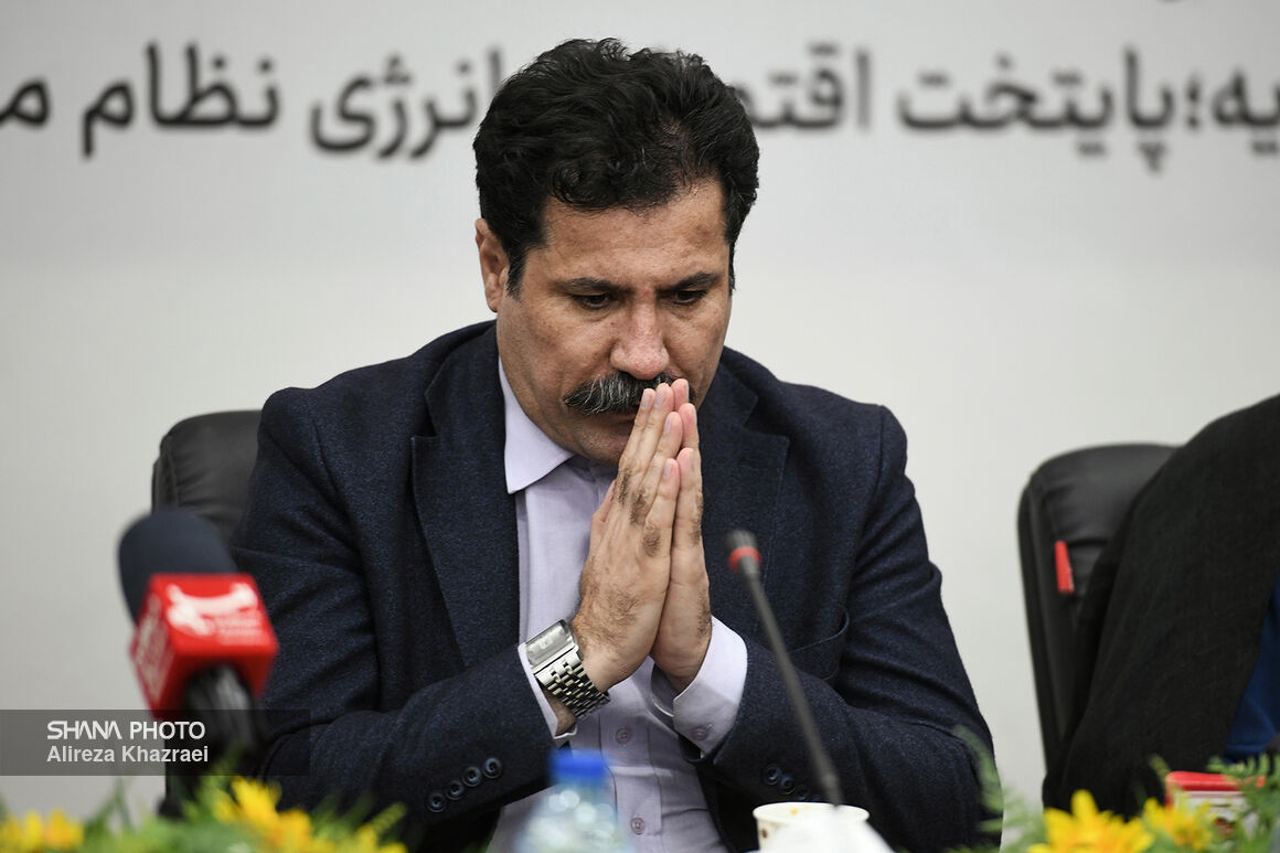 نشست شورای توسعه و برنامه‌ریزی شهرستان عسلویه 1