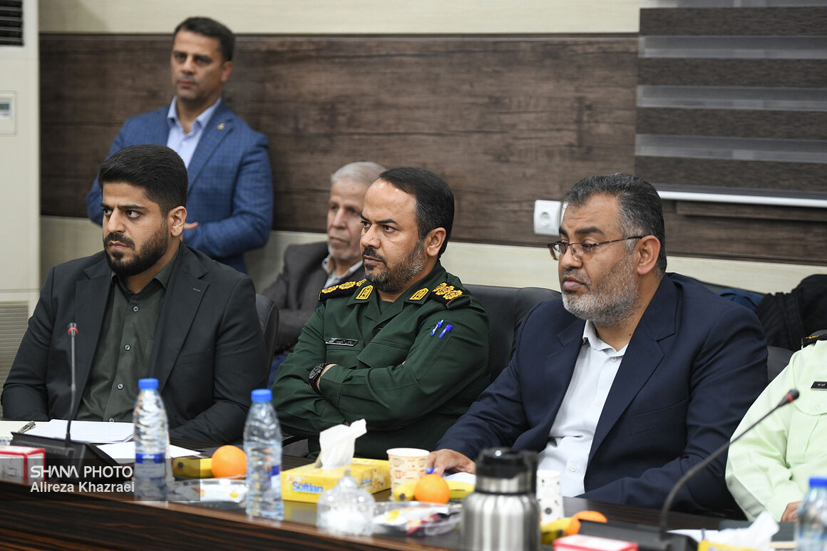 نشست شورای توسعه و برنامه‌ریزی شهرستان عسلویه 2