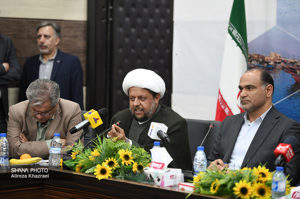 نشست شورای توسعه و برنامه‌ریزی شهرستان عسلویه 3