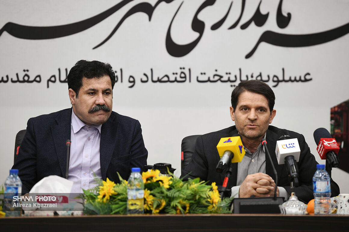 نشست شورای توسعه و برنامه‌ریزی شهرستان عسلویه 16