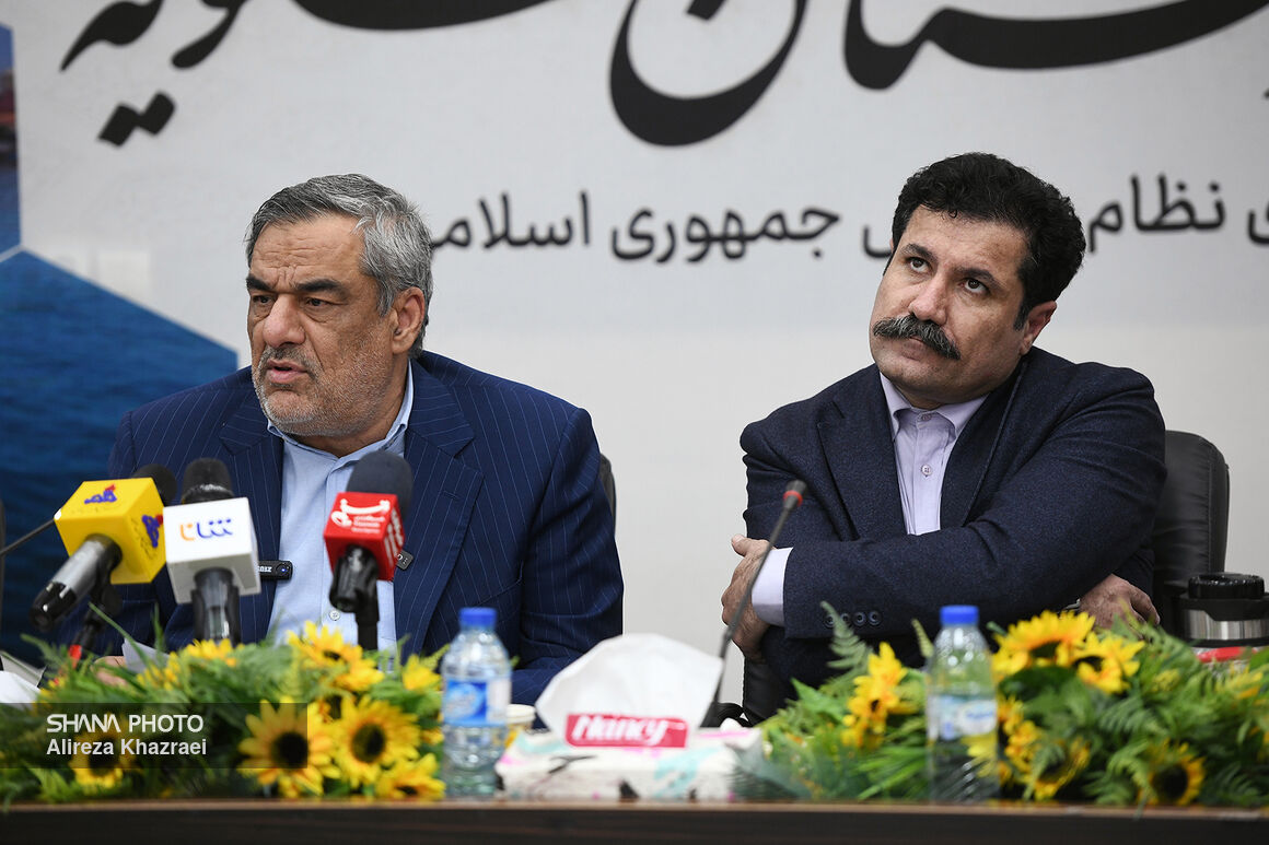 نشست شورای توسعه و برنامه‌ریزی شهرستان عسلویه 18