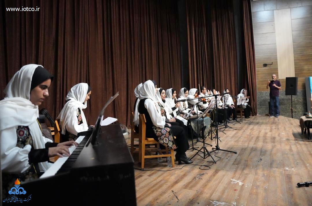 گروه موسیقی «نوای ققنوس» +شرکت پایانه‌های نفتی ایران +چهلمین جشنواره بین‌المللی موسیقی فجر 15