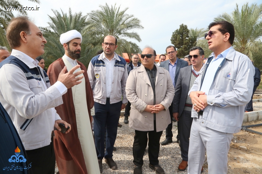 هفته منابع طبیعی+ مراسم درختکاری در جزیره خارگ 24