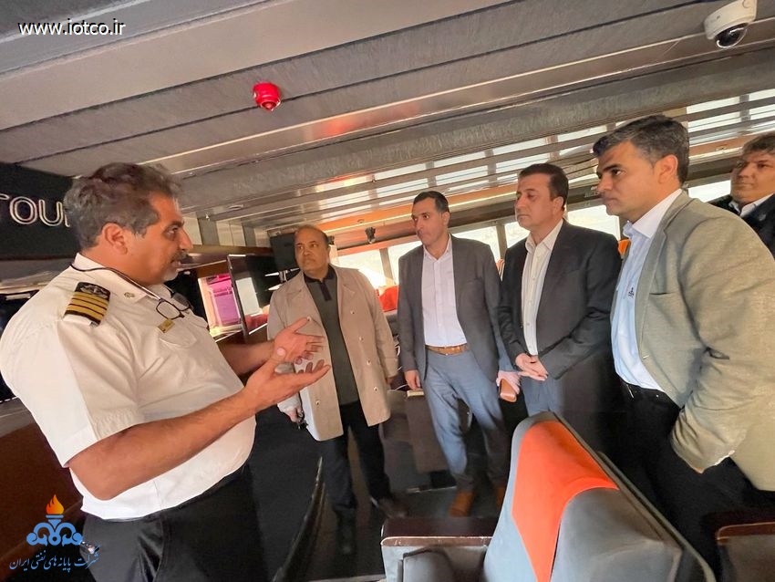 شناور مسافری زر 5