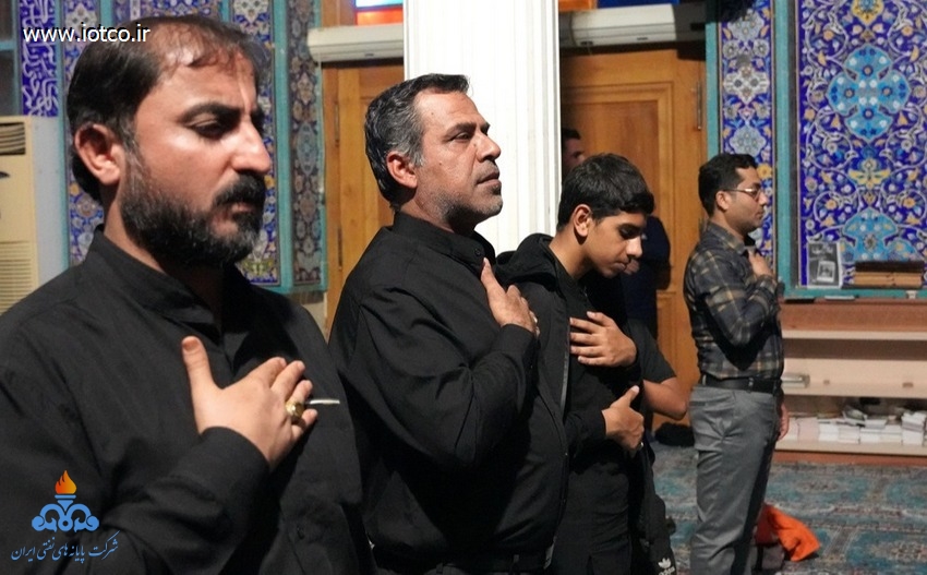 مراسم احیای شب بیست و یکم رمضان در پایانه نفتی خارگ 7