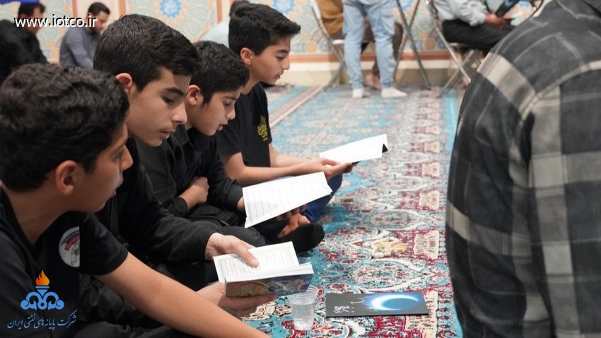 مراسم احیای شب بیست و یکم رمضان در پایانه نفتی خارگ 33