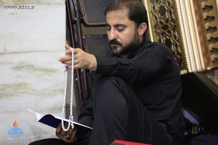 مراسم احیای شب بیست و یکم رمضان در پایانه نفتی خارگ 42