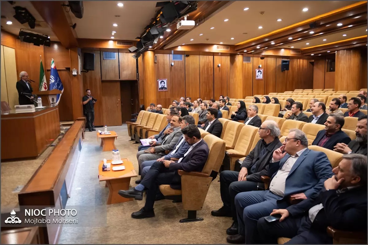 انتخابات شورای هماهنگی مدیران روابط عمومی صنعت نفت 41