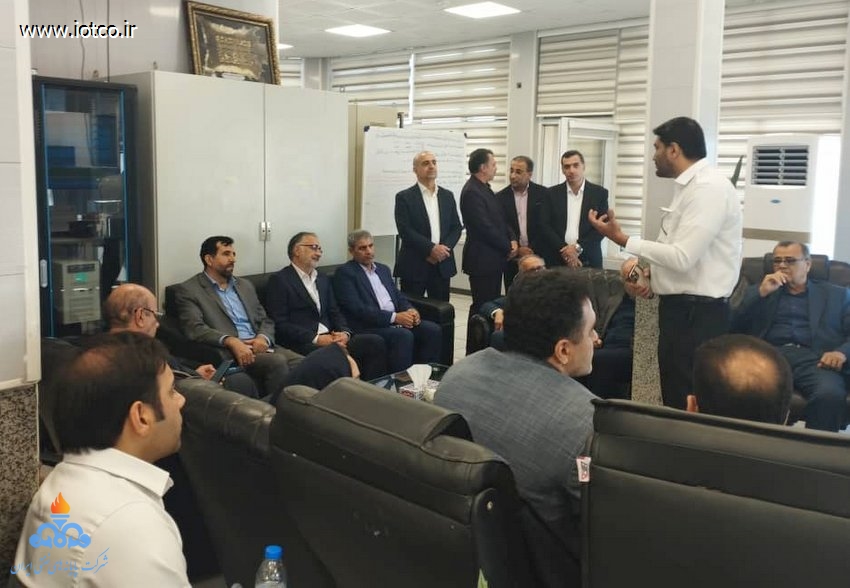 بازدید مدیران ارشد سازمان پدافند غیرعامل کشور از تاسیسات راهبردی صنعت نفت در جزیره خارگ 2