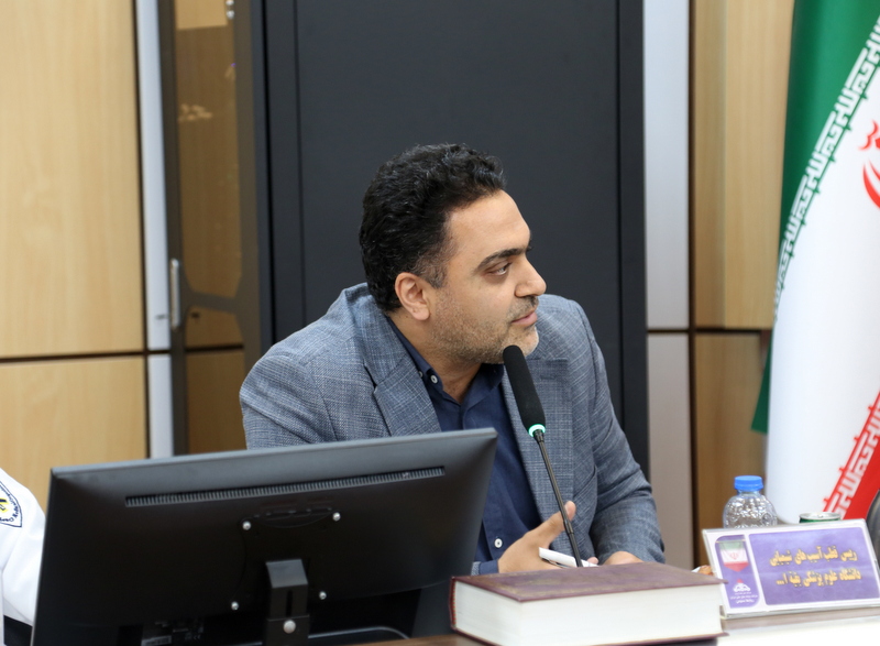 برگزاری نشست تخصصی بررسی مسائل سلامت و احصای نیازمندی‌های حوزه امداد، نجات و درمان در جزیره خارگ 2