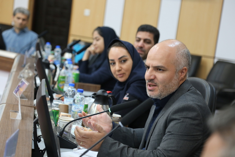 برگزاری نشست تخصصی بررسی مسائل سلامت و احصای نیازمندی‌های حوزه امداد، نجات و درمان در جزیره خارگ 4