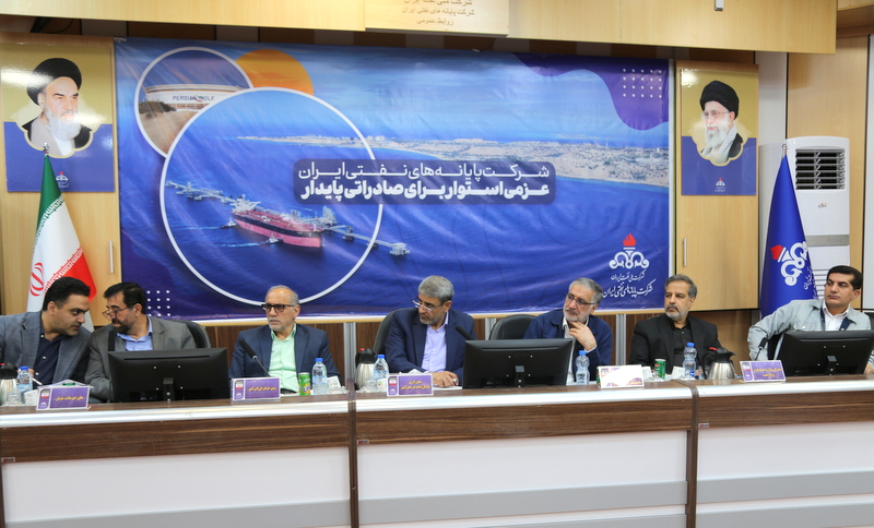 برگزاری نشست تخصصی بررسی مسائل سلامت و احصای نیازمندی‌های حوزه امداد، نجات و درمان در جزیره خارگ 9