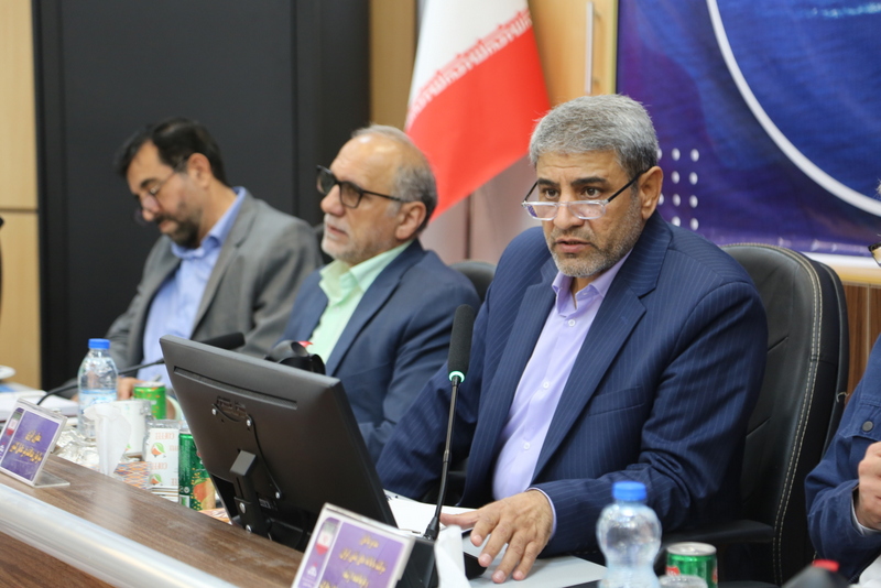 برگزاری نشست تخصصی بررسی مسائل سلامت و احصای نیازمندی‌های حوزه امداد، نجات و درمان در جزیره خارگ 11