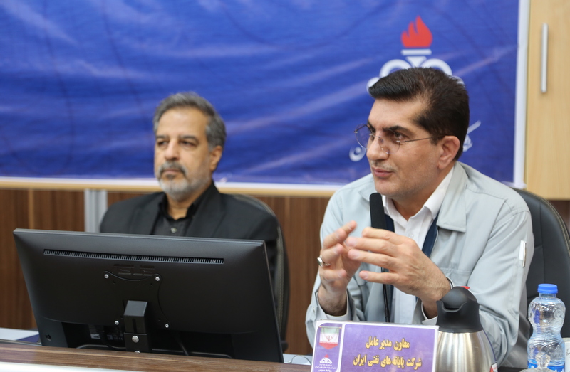 برگزاری نشست تخصصی بررسی مسائل سلامت و احصای نیازمندی‌های حوزه امداد، نجات و درمان در جزیره خارگ 15