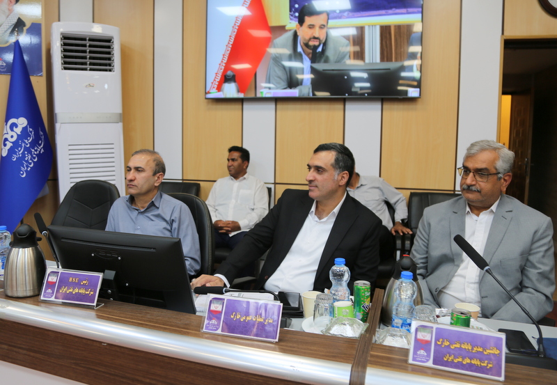 برگزاری نشست تخصصی بررسی مسائل سلامت و احصای نیازمندی‌های حوزه امداد، نجات و درمان در جزیره خارگ 19