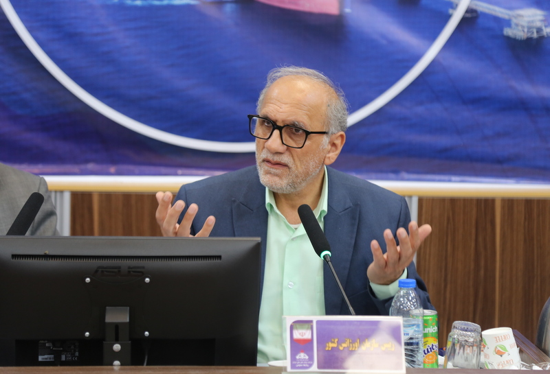 برگزاری نشست تخصصی بررسی مسائل سلامت و احصای نیازمندی‌های حوزه امداد، نجات و درمان در جزیره خارگ 21