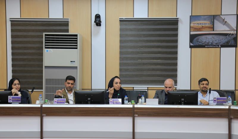 برگزاری نشست تخصصی بررسی مسائل سلامت و احصای نیازمندی‌های حوزه امداد، نجات و درمان در جزیره خارگ 23